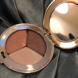 Eyeshadow
